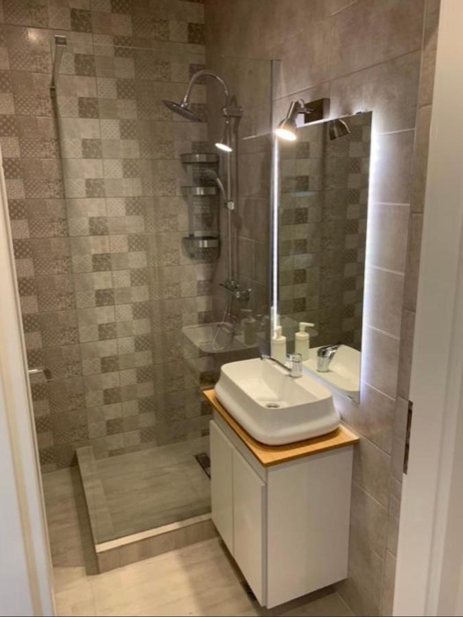 Retreat Luxury Apartment Near Presidential Palace Boekarest Buitenkant foto